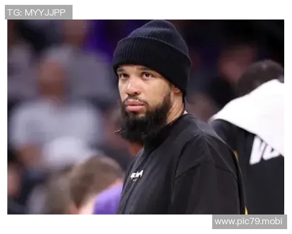 突发!太阳前锋狄龙-布鲁克斯凌晨在斯科茨代尔因涉嫌酒驾被捕,球队回应 突发!太阳前锋狄龙-布鲁克斯凌晨在斯科茨代尔因涉嫌酒驾被捕,球队回应